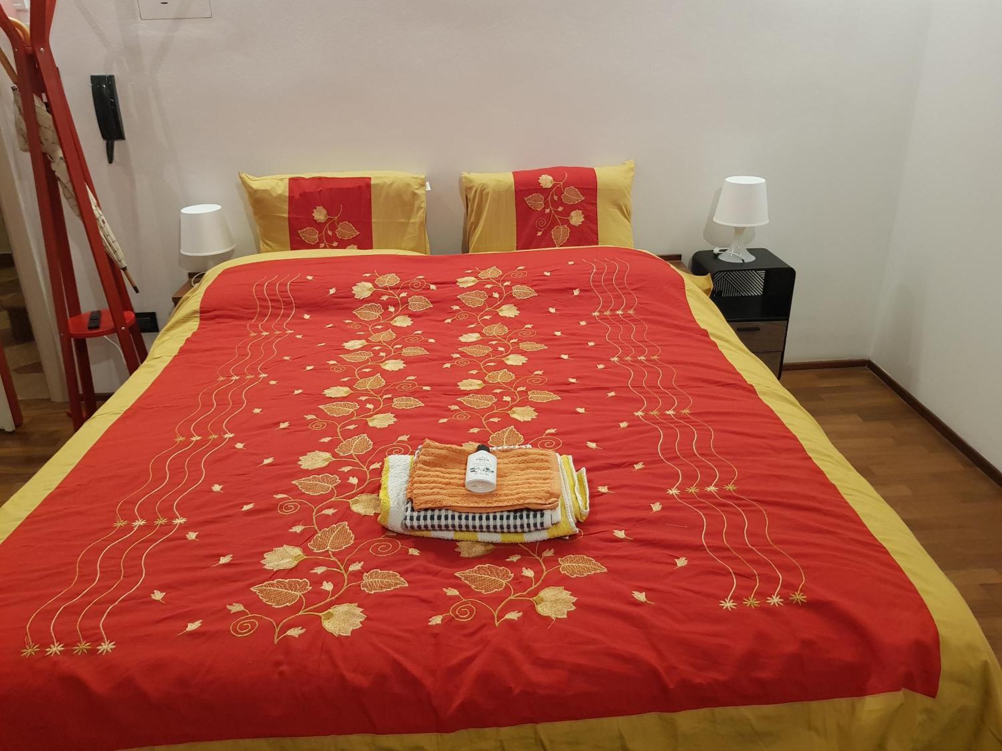 Appartement Monolocale Sui Tetti Di Bologna - Via Indipendenza Extérieur photo