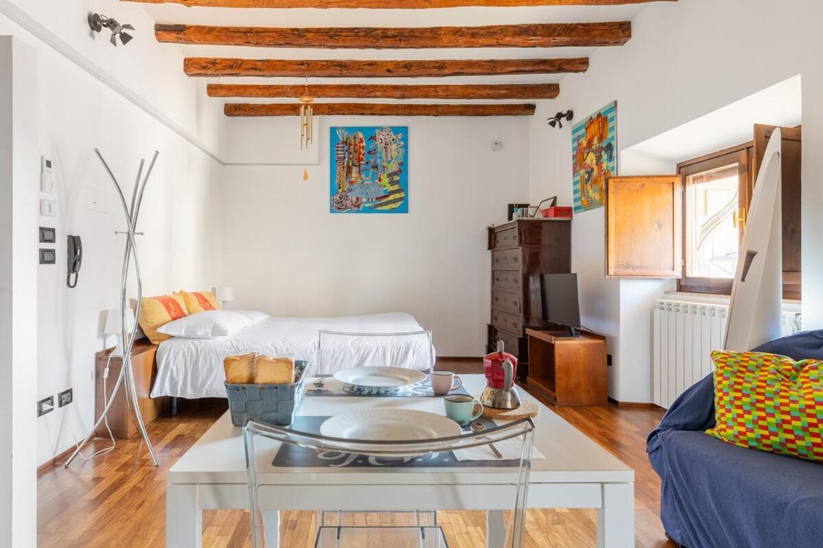 Appartement Monolocale Sui Tetti Di Bologna - Via Indipendenza Extérieur photo